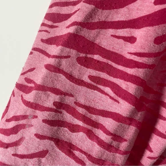 Torrid Pink Zebra Burnout Tank Top Size 0 / Large - Picture 2 of 6